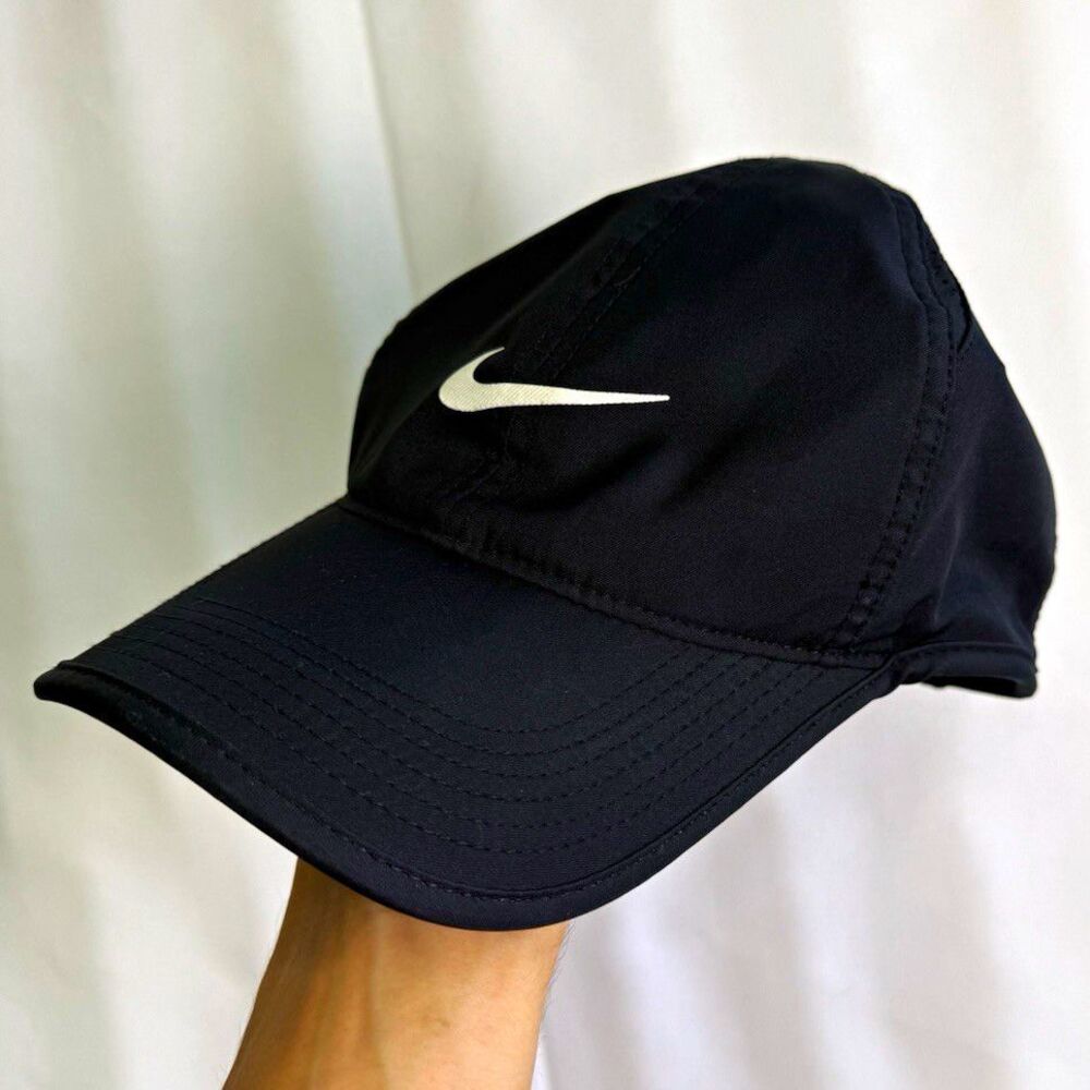 Nike Featherlight Dri-FIT Baseball Cap Black Adjustable Lightweight Breathable
